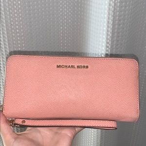 Michael Kors Leather Continental Wallet